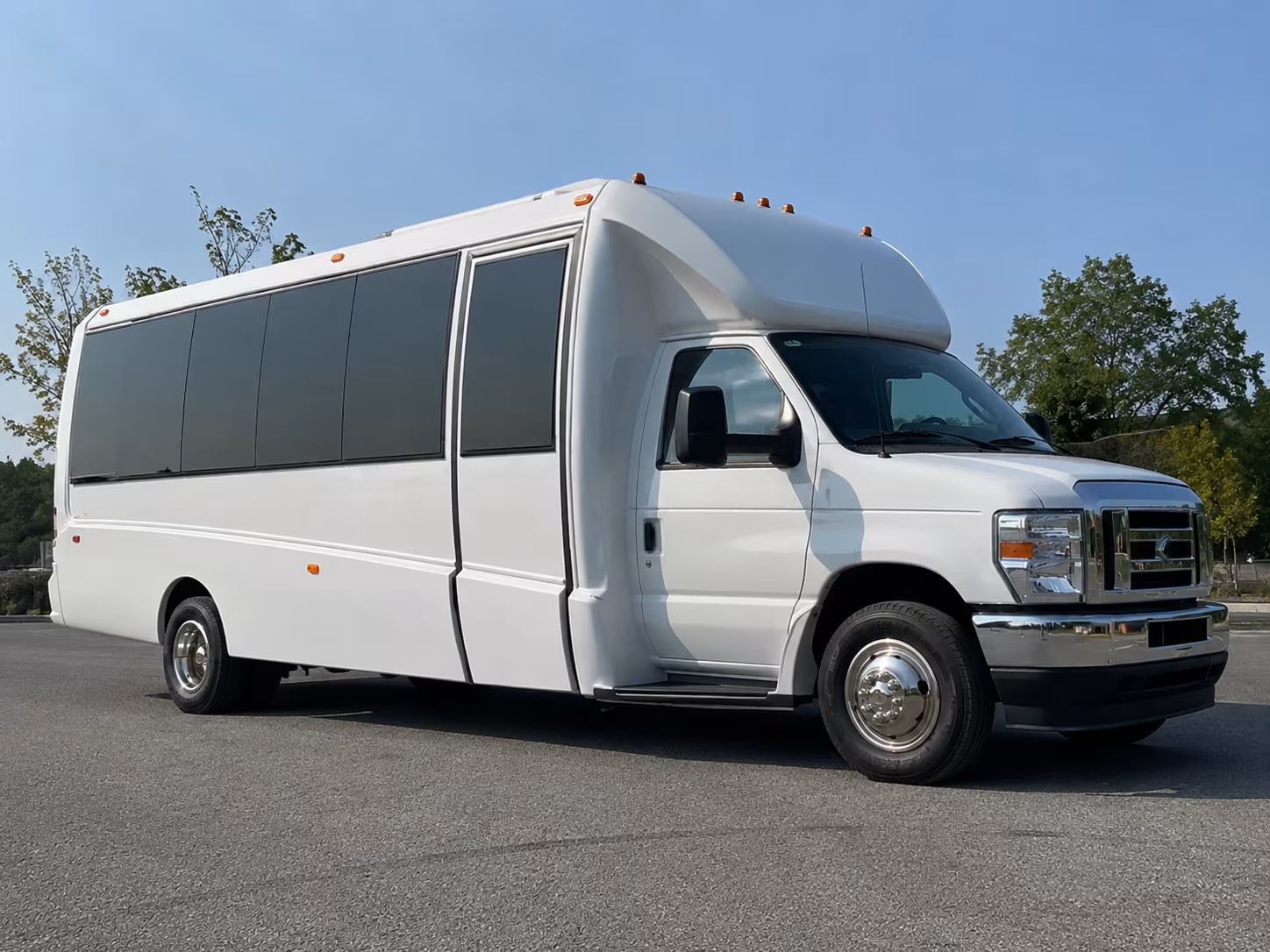 bachelorette party bus rentals for winery and distillery tours near plano