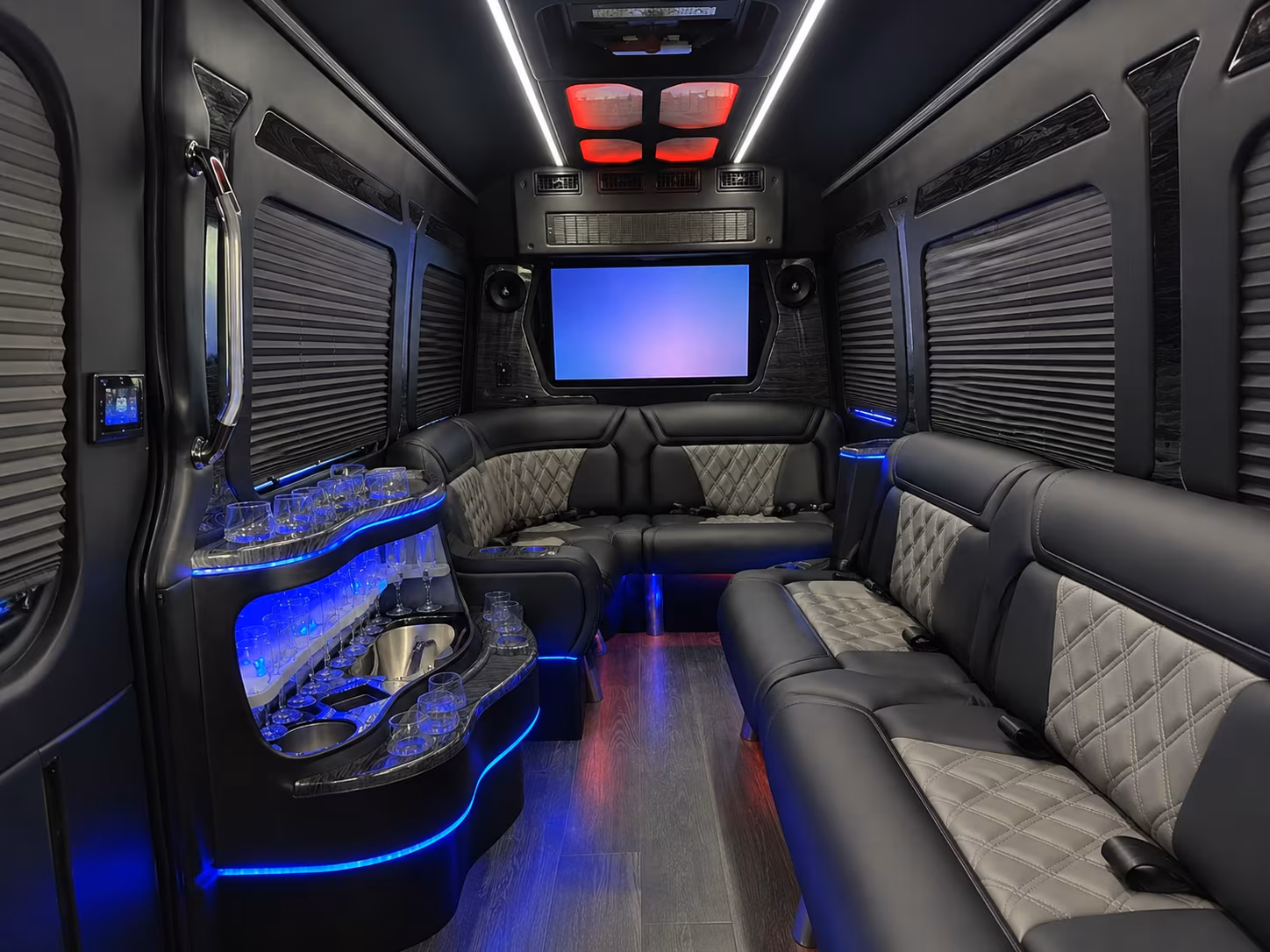 find and book transportation for your next convention or trade show 3