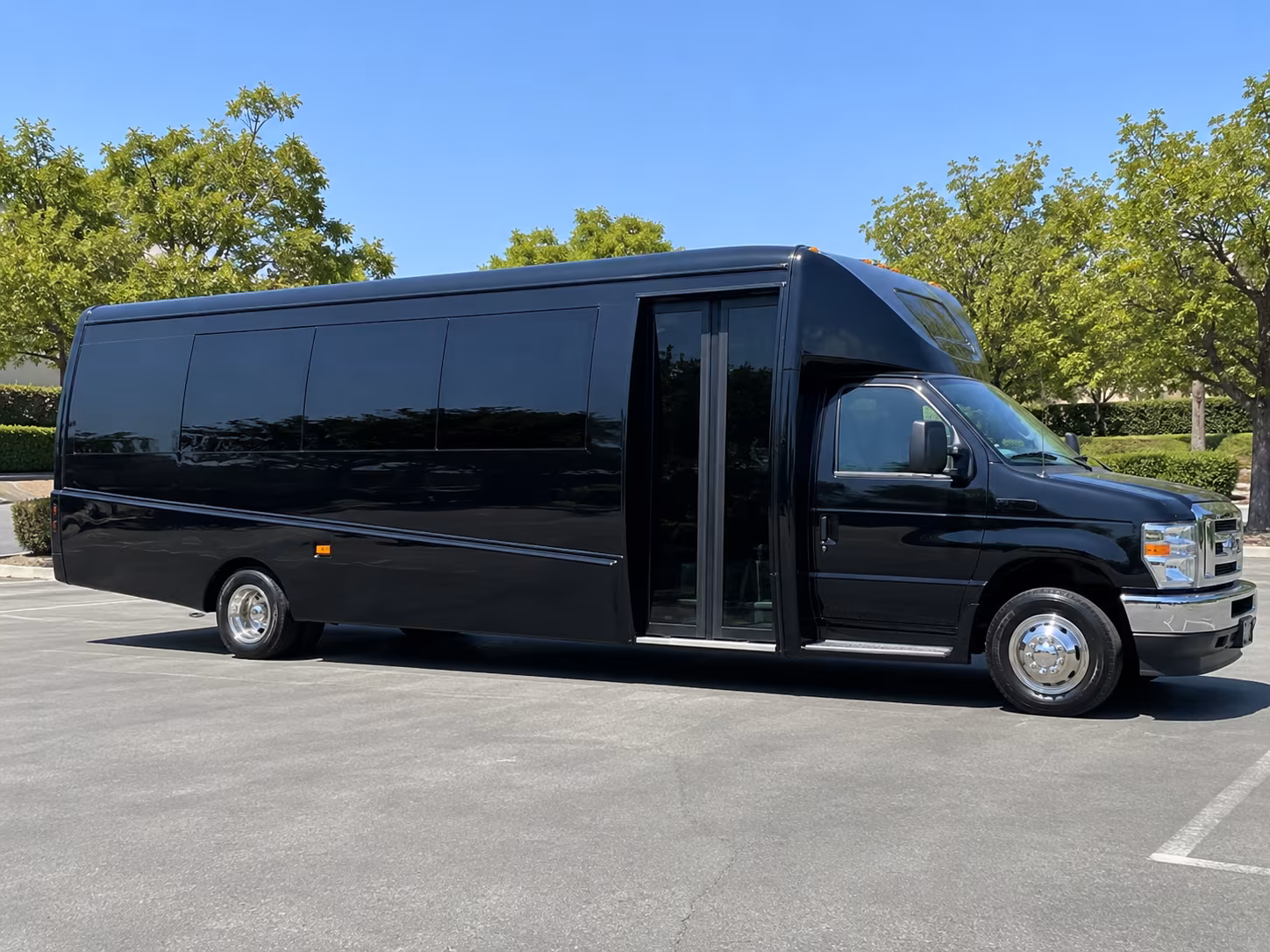 find and book transportation for your next private event 3