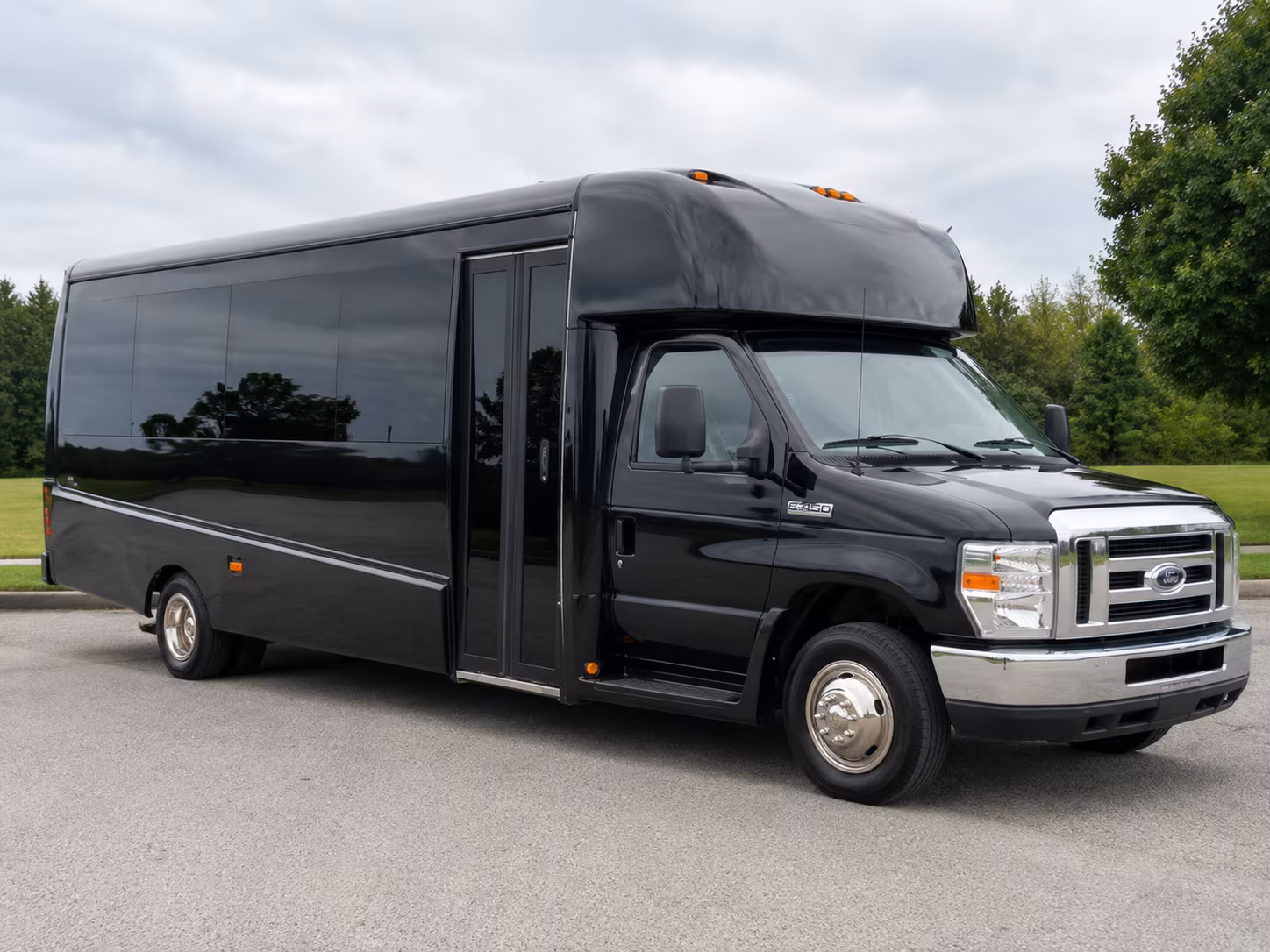 find and book transportation for your next prom 1