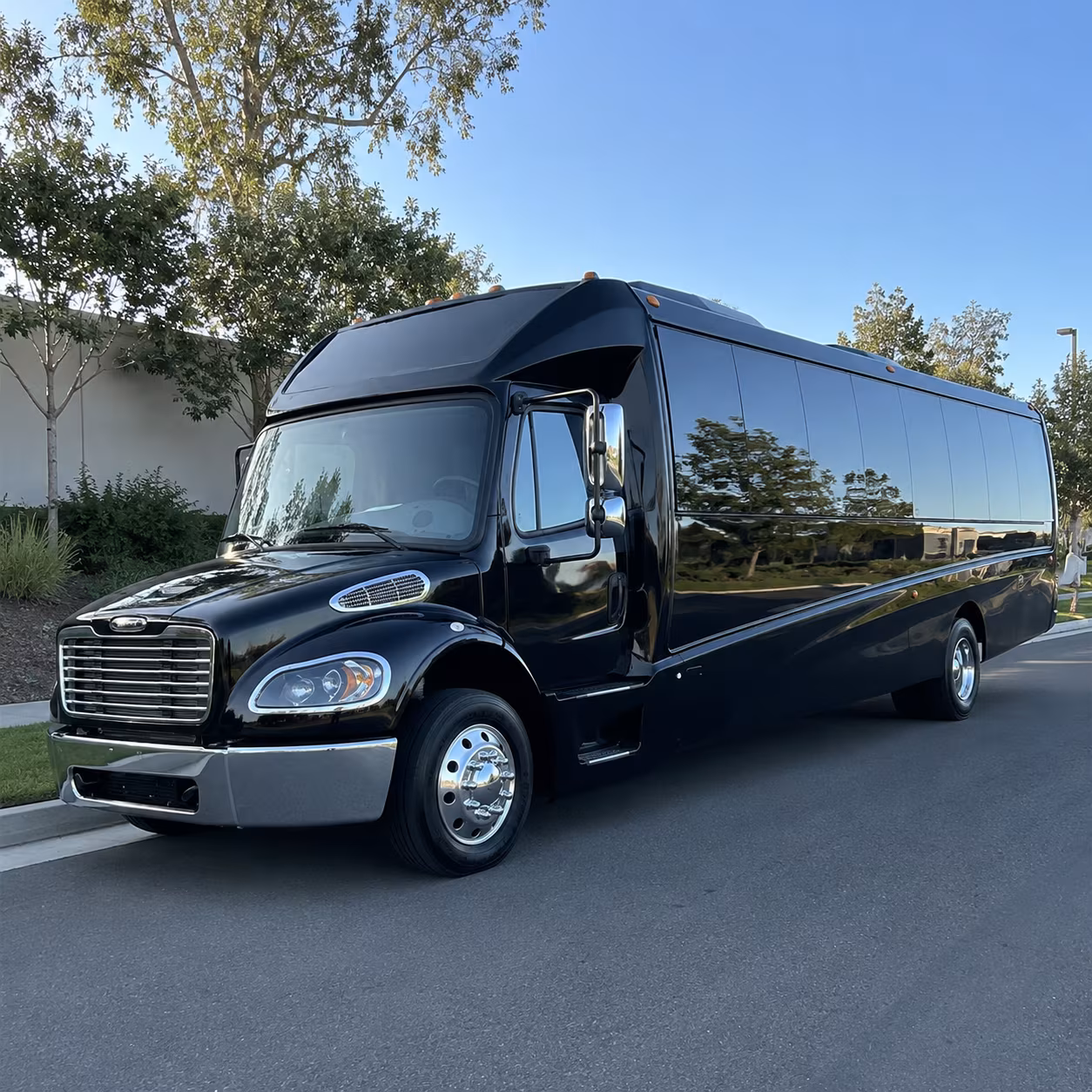 plano 20 passenger minibus